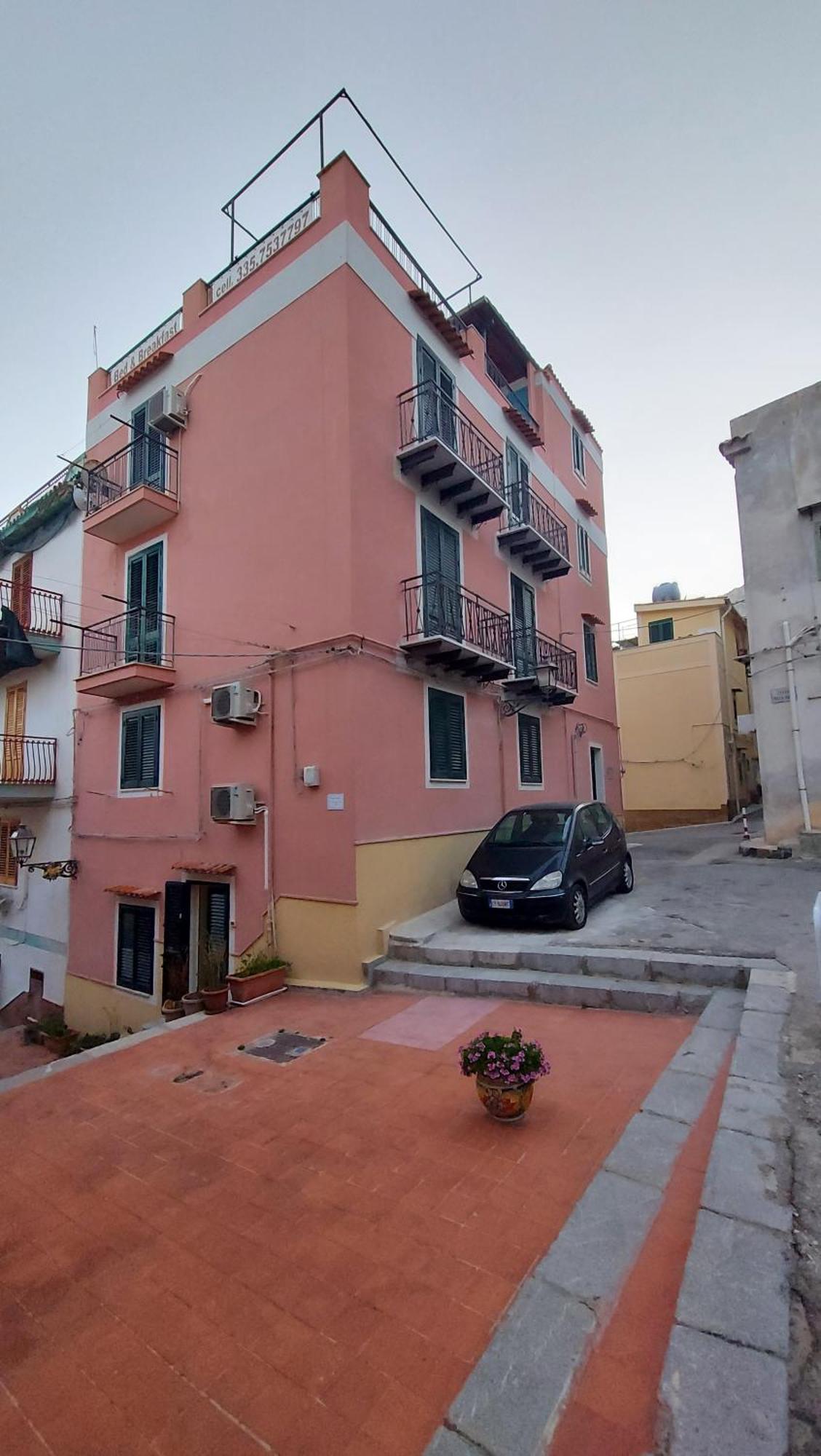 Bed and Breakfast La Caletta Санта-Флавия Экстерьер фото