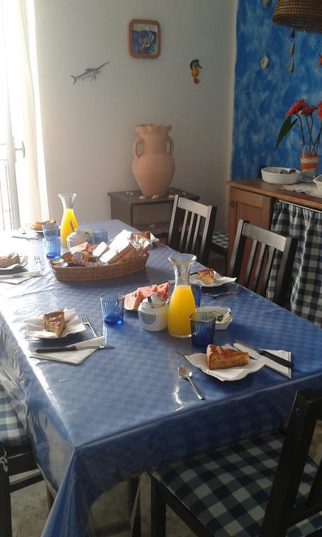 Bed and Breakfast La Caletta Санта-Флавия Экстерьер фото