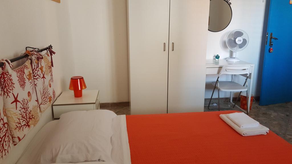 Bed and Breakfast La Caletta Санта-Флавия Экстерьер фото