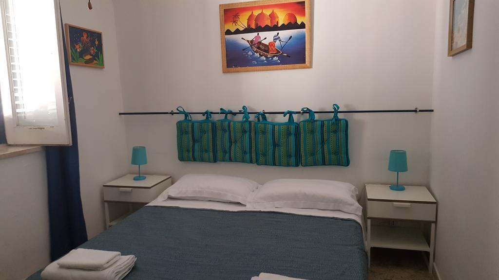 Bed and Breakfast La Caletta Санта-Флавия Экстерьер фото