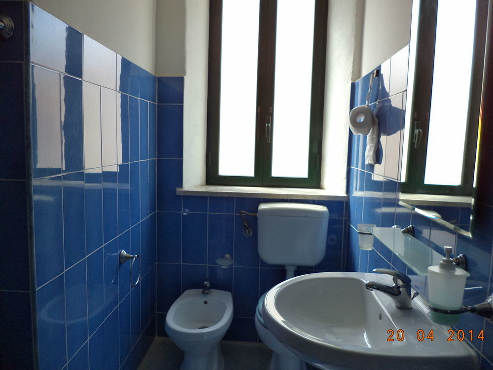 Bed and Breakfast La Caletta Санта-Флавия Экстерьер фото