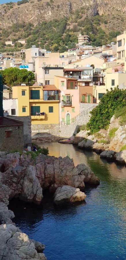 Bed and Breakfast La Caletta Санта-Флавия Экстерьер фото