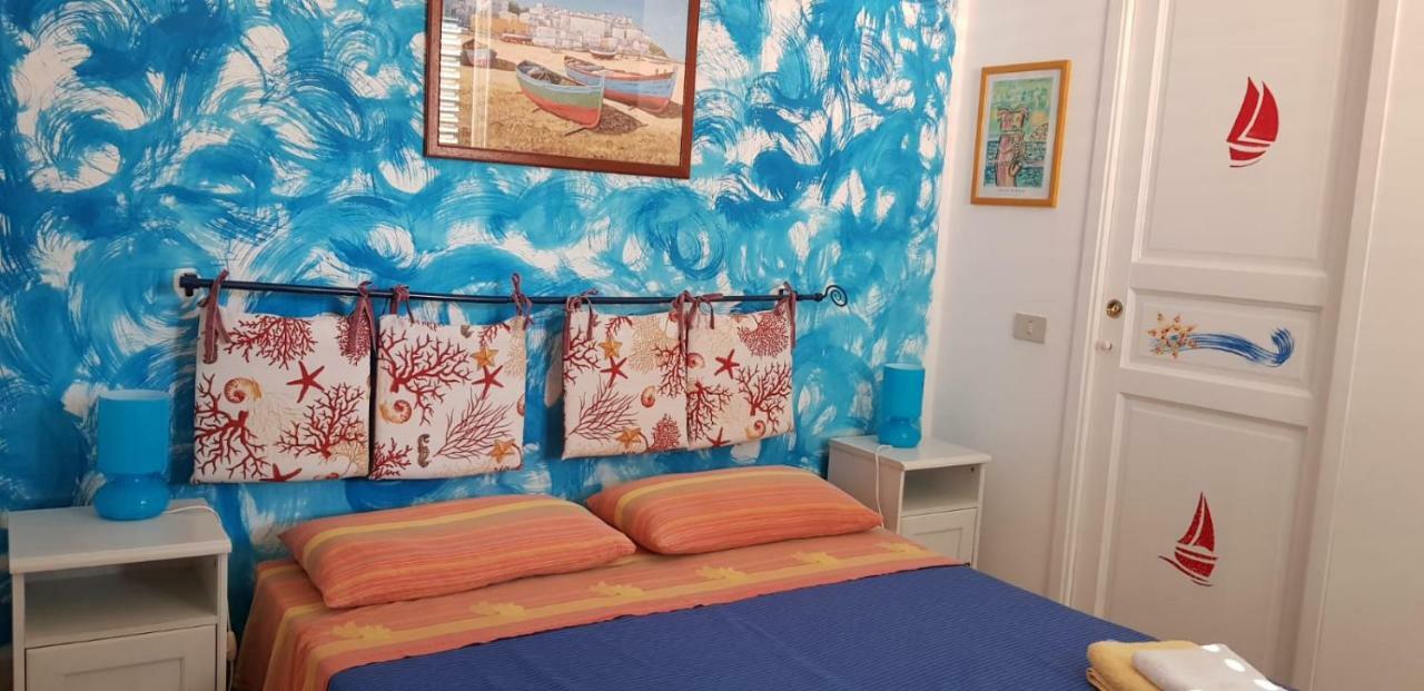 Bed and Breakfast La Caletta Санта-Флавия Экстерьер фото